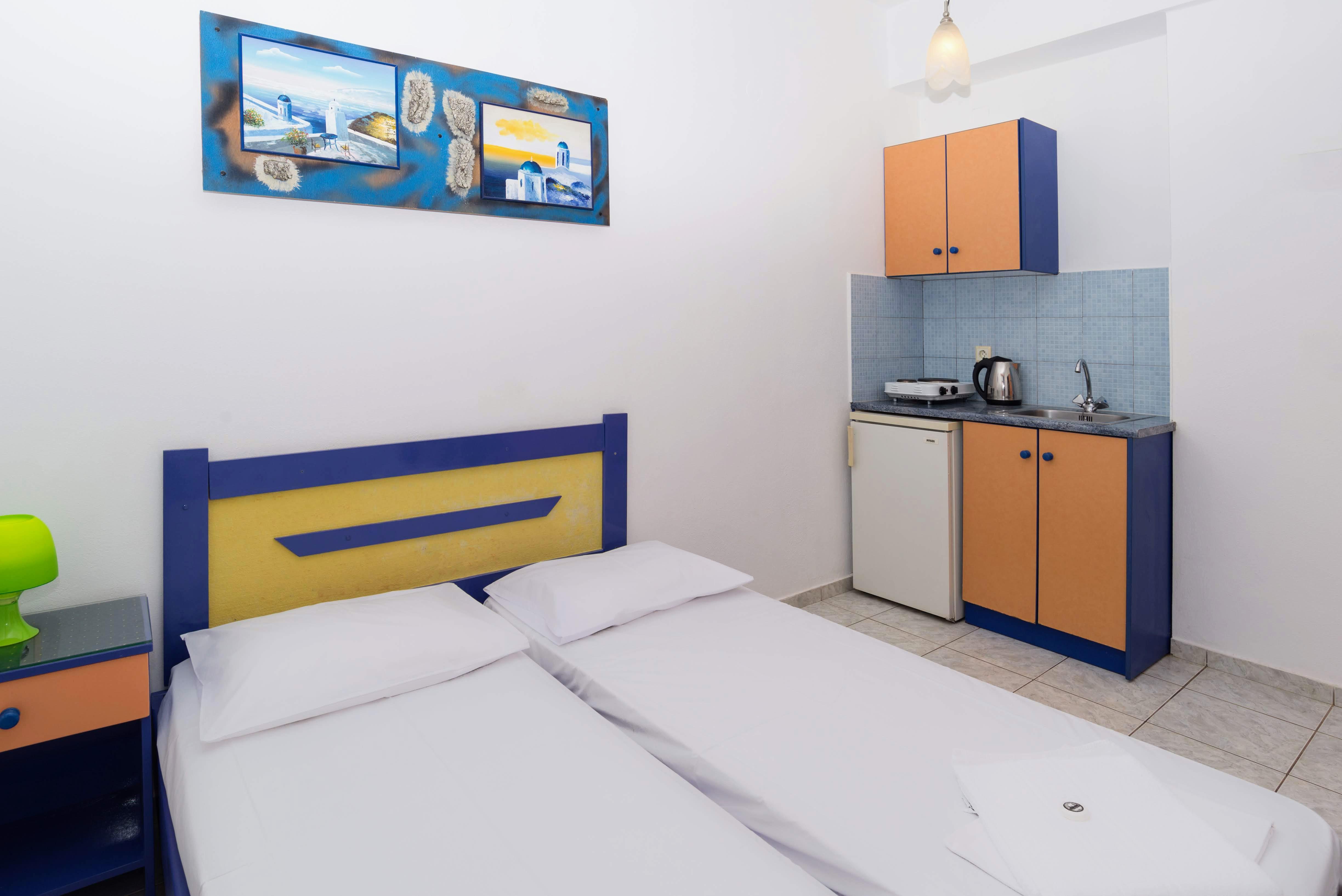 Eltina Apartments Малиа Экстерьер фото