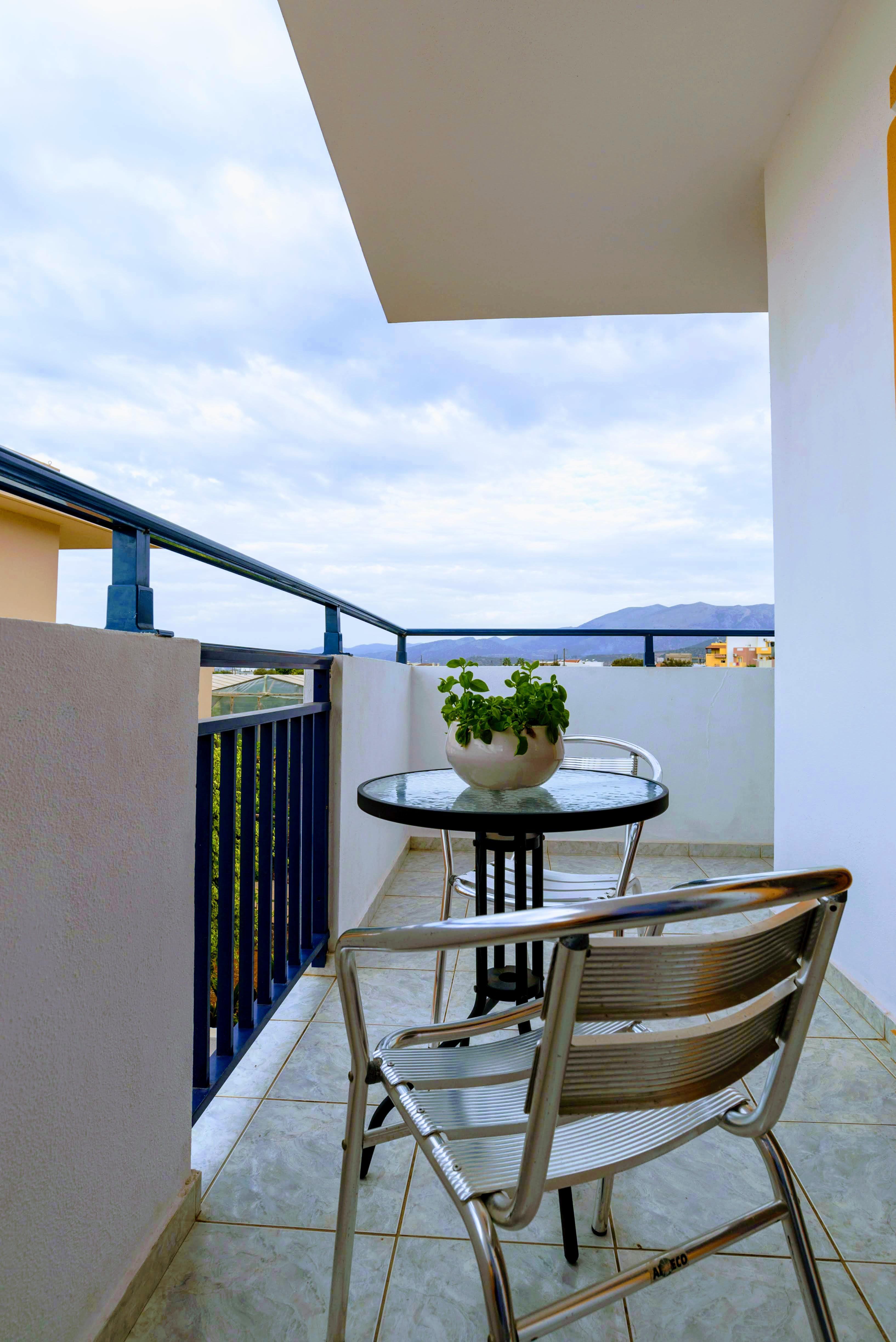 Eltina Apartments Малиа Экстерьер фото